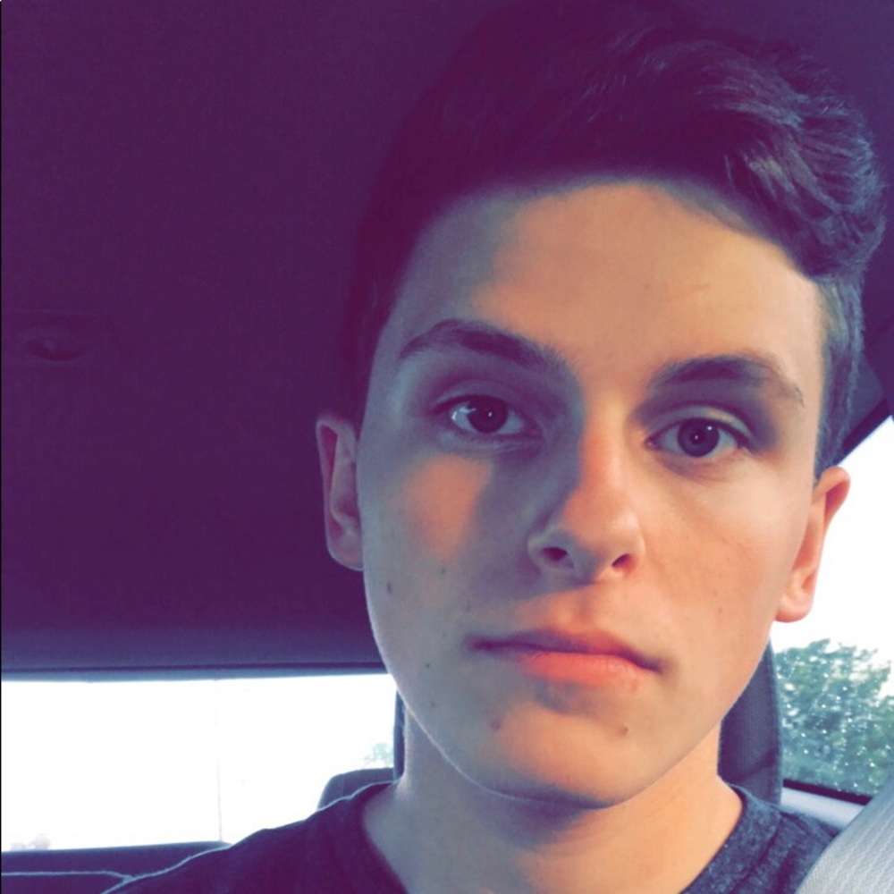 Meet your Posher, Daniel